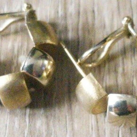 Le Gi's Brushed Tri Color Gold Hoop Earings Fine Jewelry - Picture 4 of 5